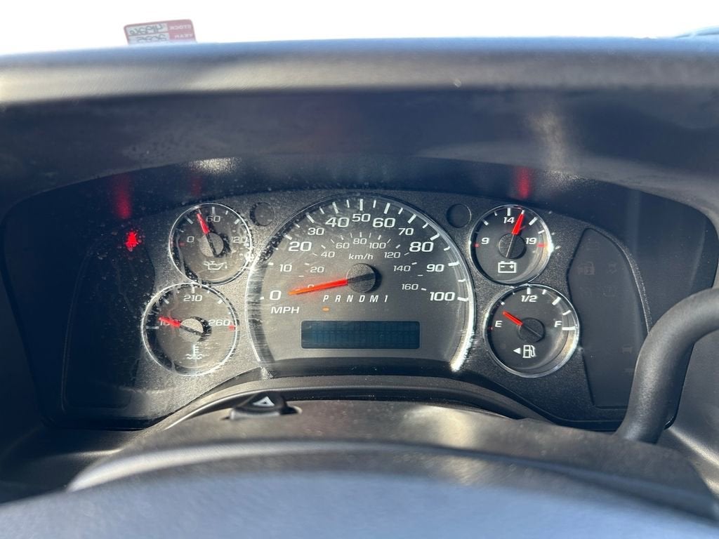 2025 Chevrolet Express Cutaway 3500 1WT
