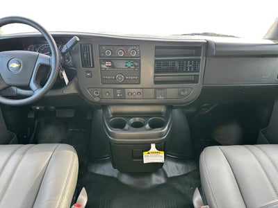 2025 Chevrolet Express Cargo WT