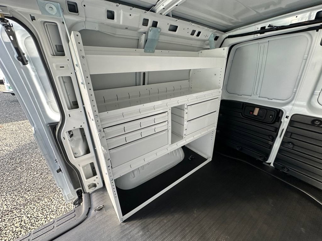 2025 Chevrolet Express Cargo WT