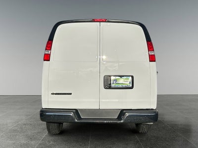 2025 Chevrolet Express Cargo WT