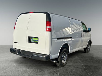 2025 Chevrolet Express Cargo WT