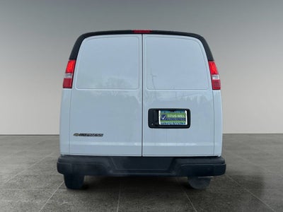 2025 Chevrolet Express Cargo WT