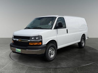 2026 Chevrolet Express Cargo 1WT