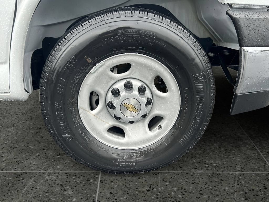 2026 Chevrolet Express Cargo 1WT