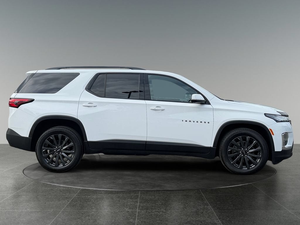2022 Chevrolet Traverse RS