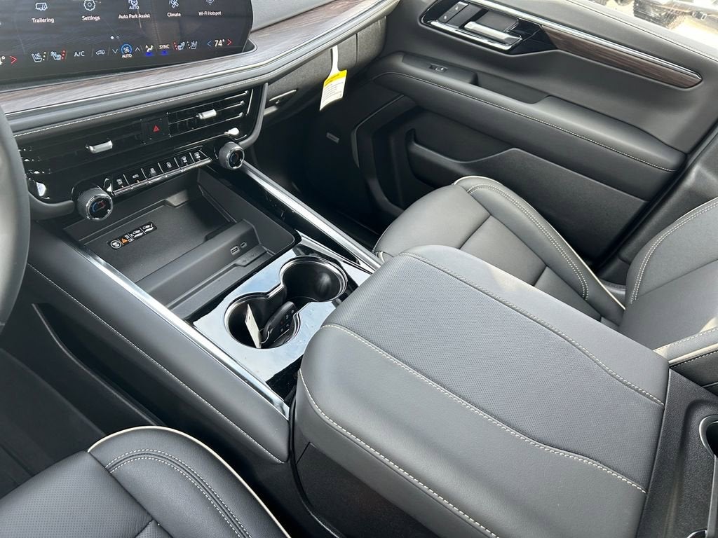 2026 Chevrolet Suburban Premier - Photo 21