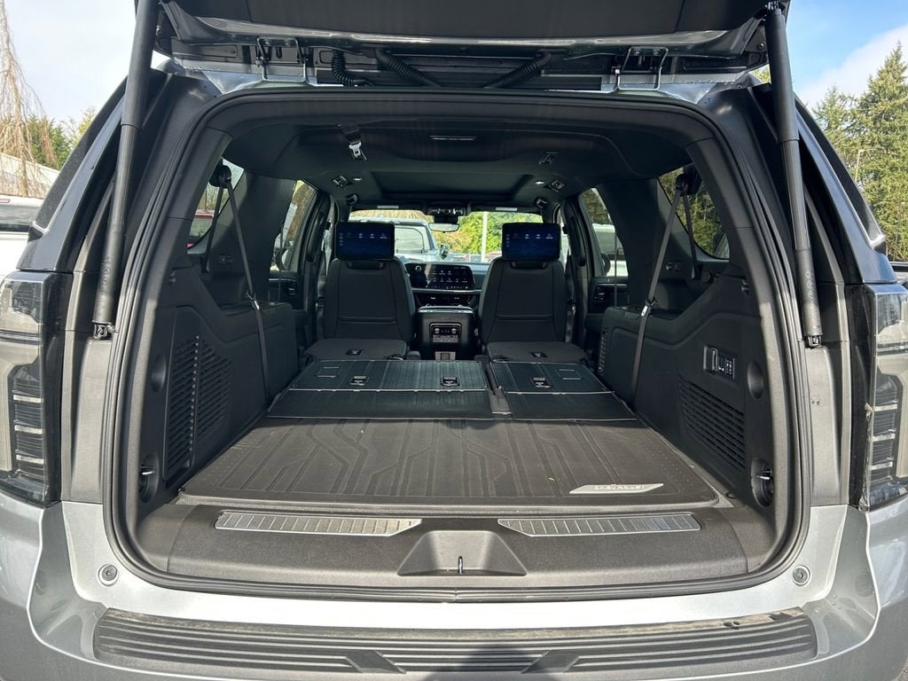 2026 Chevrolet Suburban Premier - Photo 25