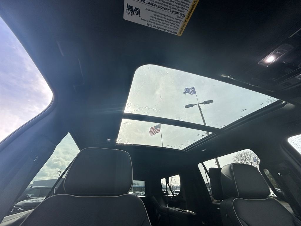 2026 Chevrolet Suburban Premier - Photo 28