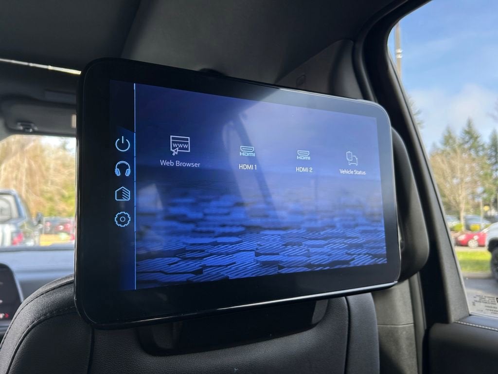 2026 Chevrolet Suburban Premier - Photo 39