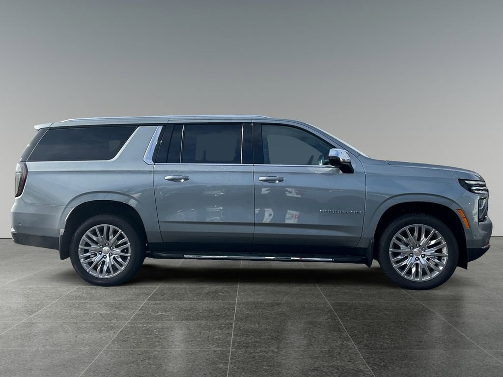 2026 Chevrolet Suburban Premier - Photo 9