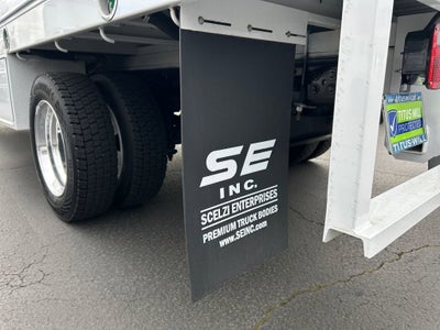 2025 Chevrolet Silverado 5500 HD LT