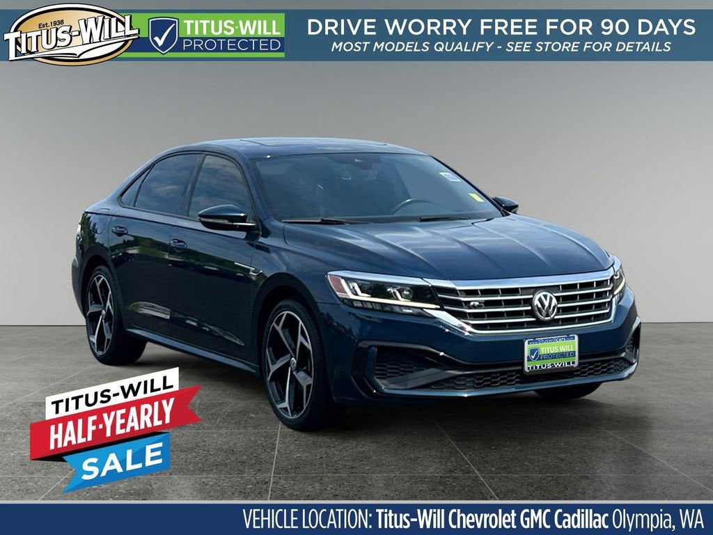 2021 Volkswagen Passat 2.0T R-Line Auto's photo