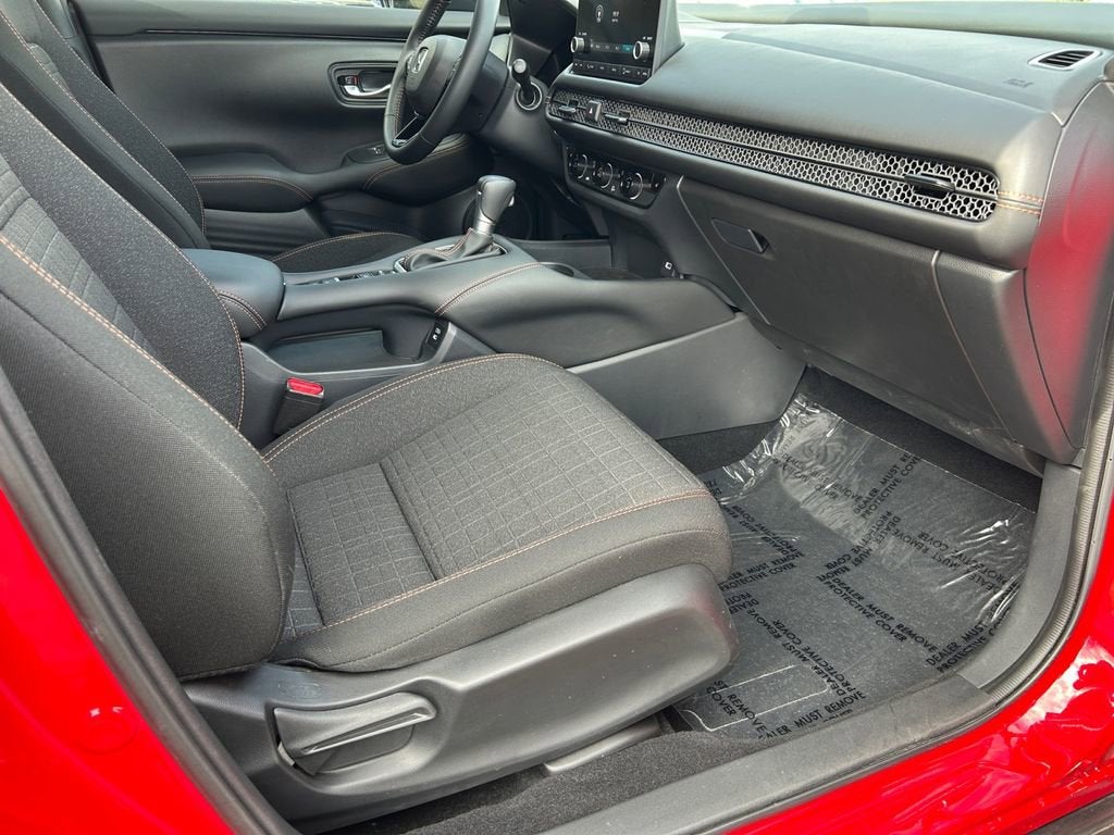 2025 Honda HR-V AWD Sport