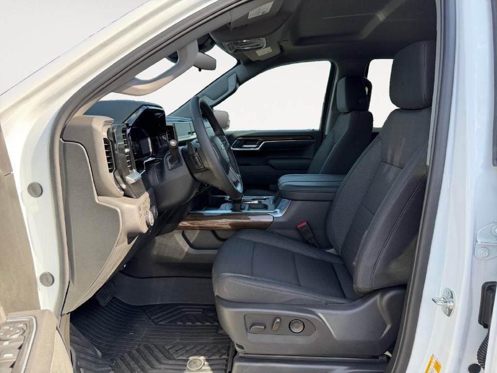 2026 Chevrolet Silverado 1500 LT Trail Boss - Photo 6