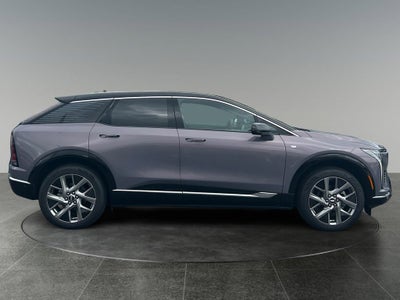 2025 Cadillac OPTIQ Luxury 1