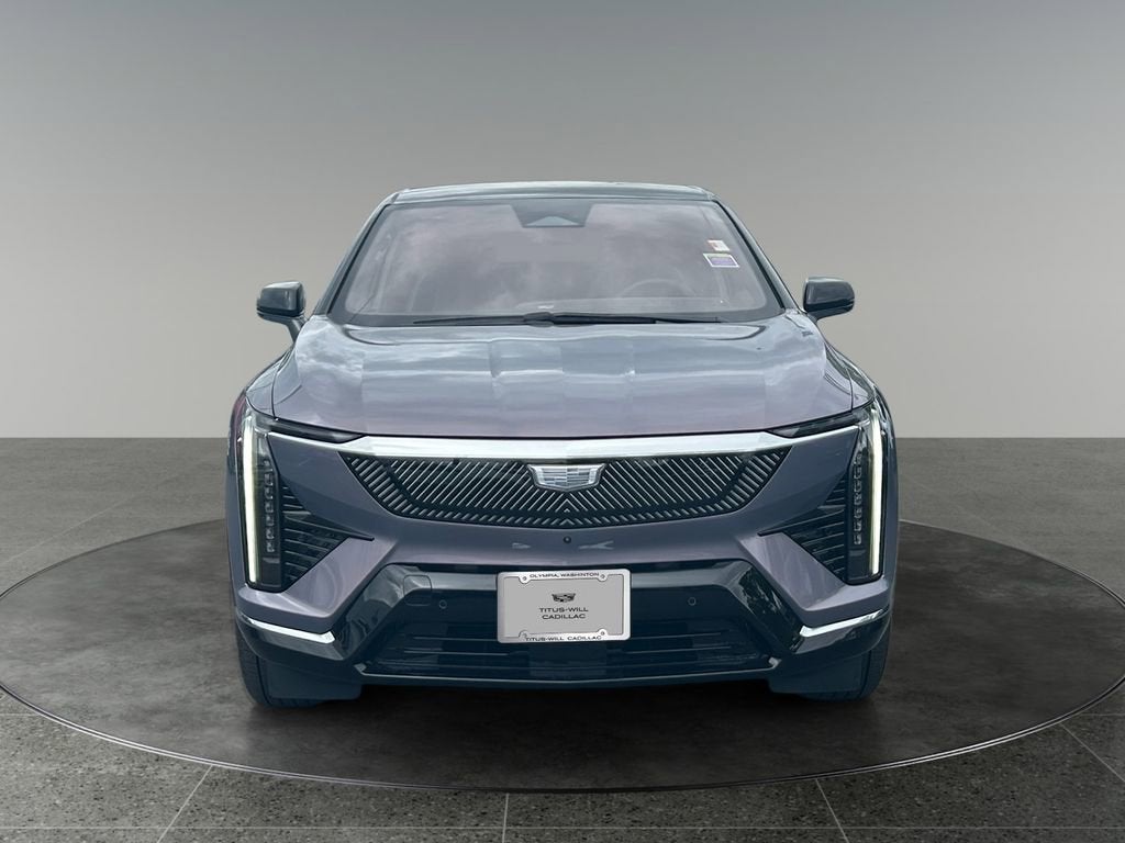 2025 Cadillac OPTIQ Luxury 1