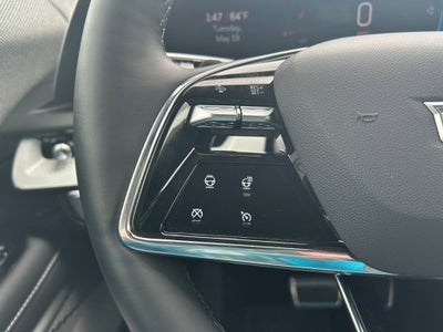 2025 Cadillac OPTIQ Luxury 1
