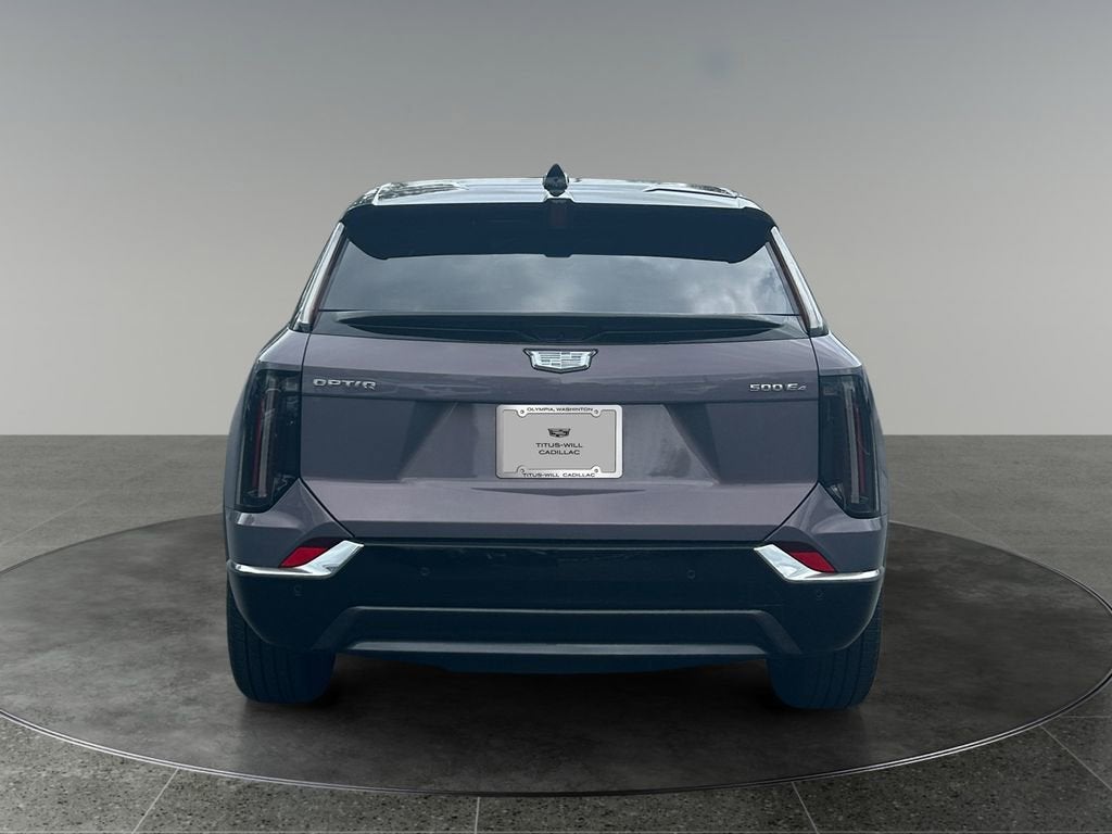 2025 Cadillac OPTIQ Luxury 1