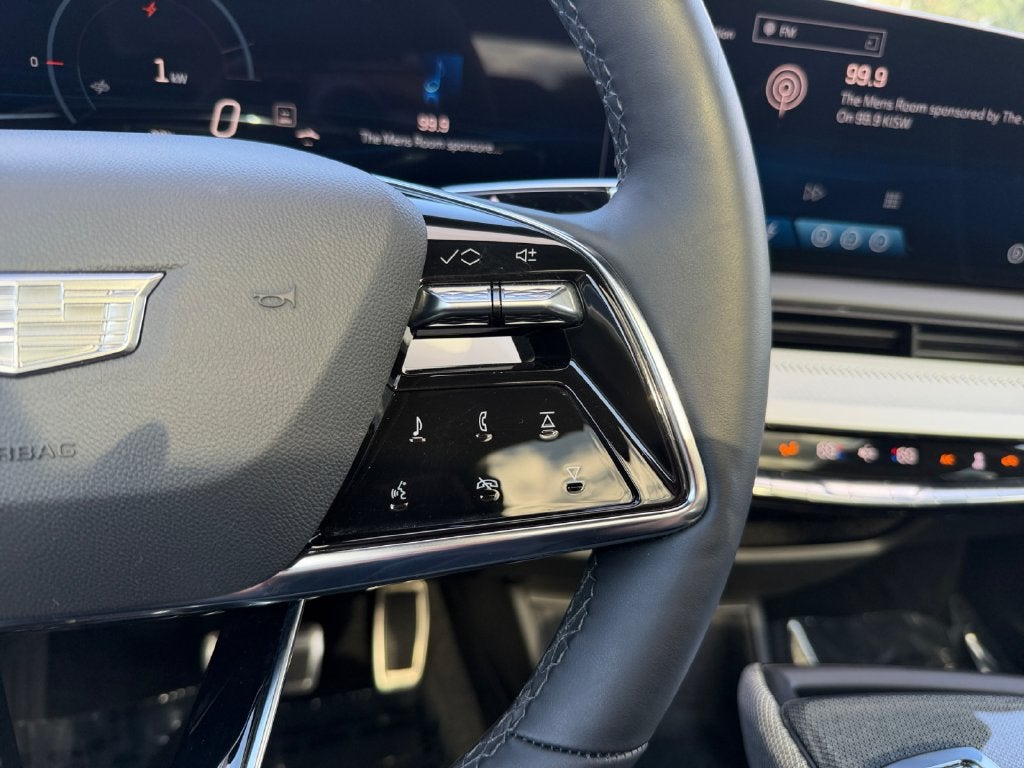2025 Cadillac OPTIQ Sport 2