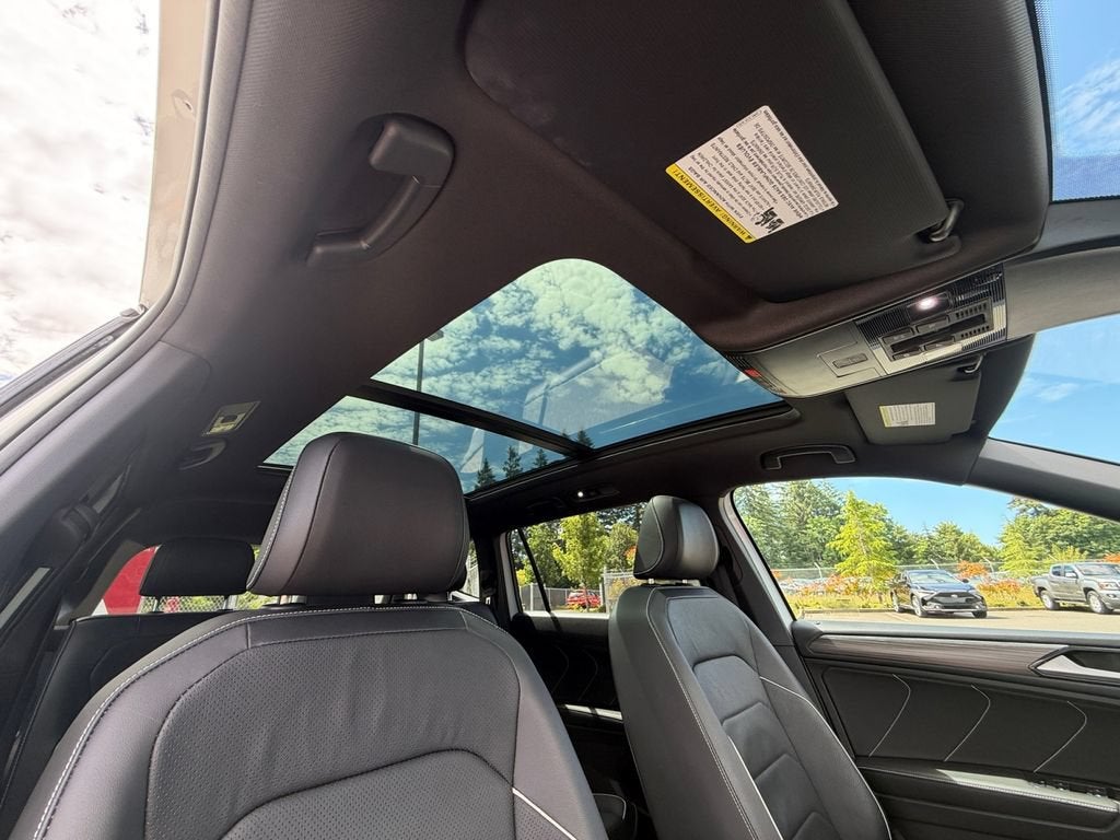 2024 Volkswagen Tiguan 2.0T SEL R-Line