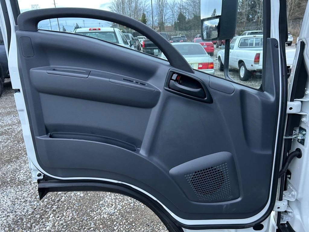 2025 Chevrolet Low Cab Forward 3500 HG MEDIUM ASH GRAY