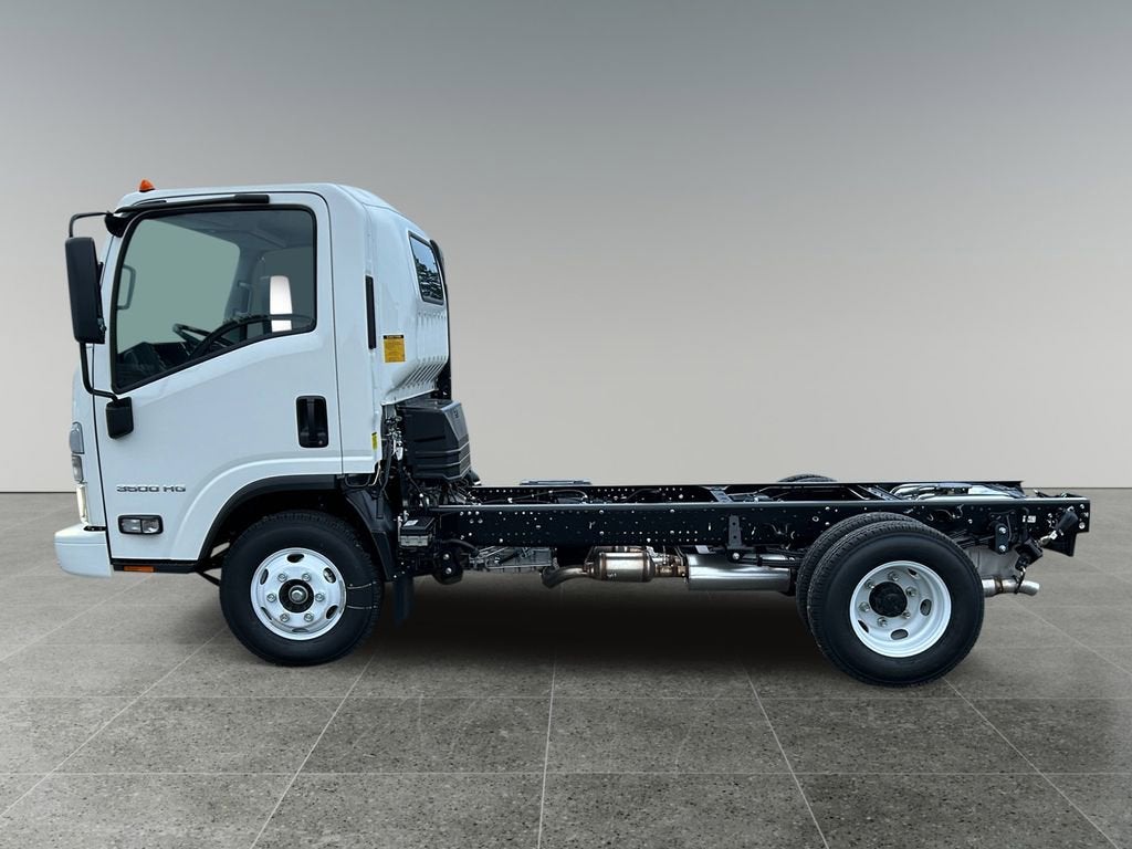 2025 Chevrolet Low Cab Forward 3500 HG MEDIUM ASH GRAY