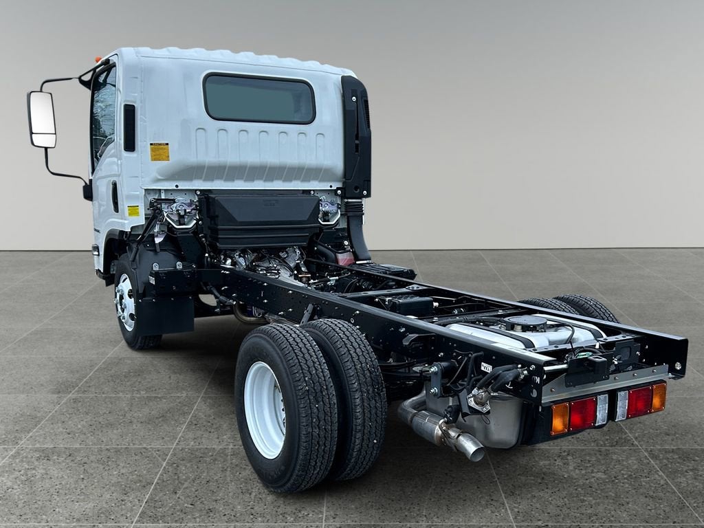 2025 Chevrolet Low Cab Forward 3500 HG MEDIUM ASH GRAY