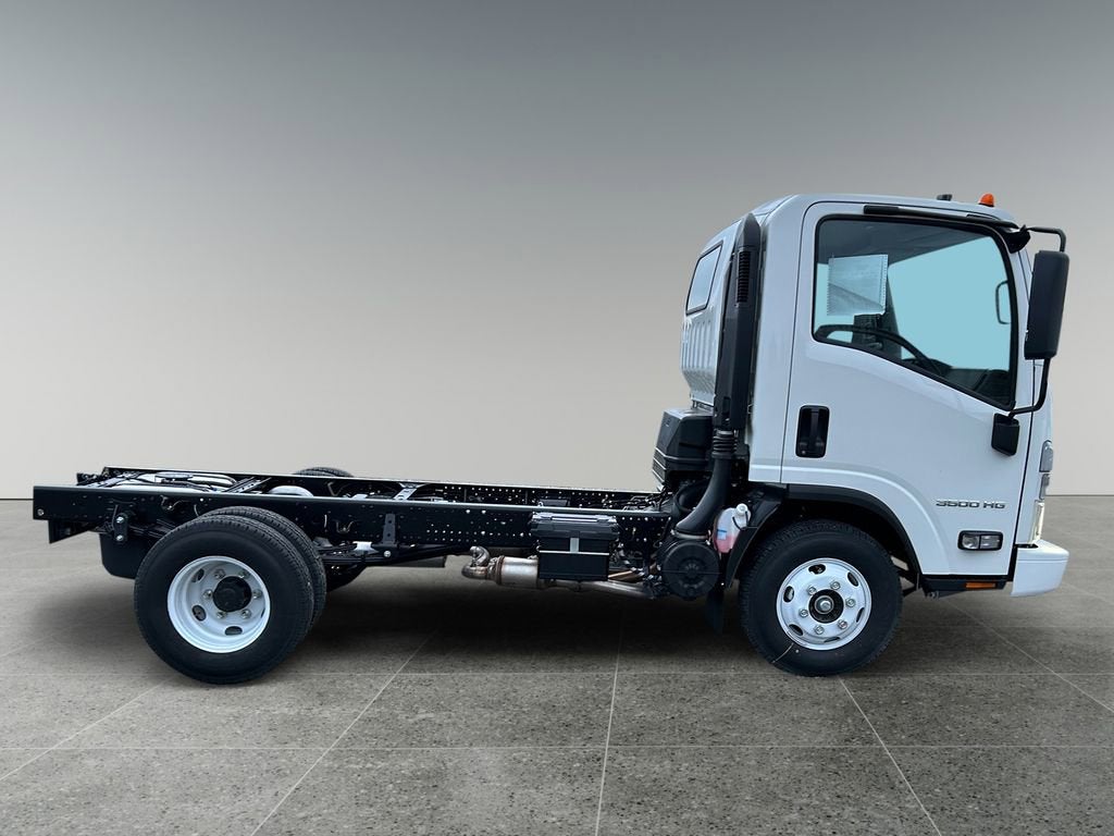 2025 Chevrolet Low Cab Forward 3500 HG MEDIUM ASH GRAY