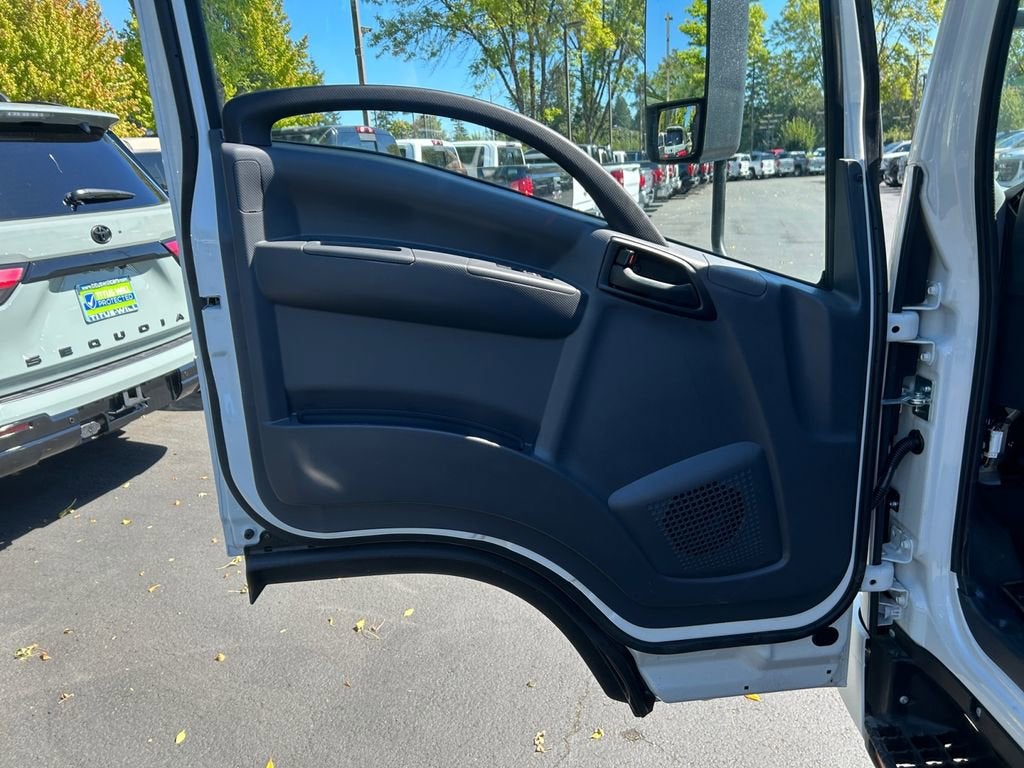 2024 Chevrolet Low Cab Forward 4500 HG Base