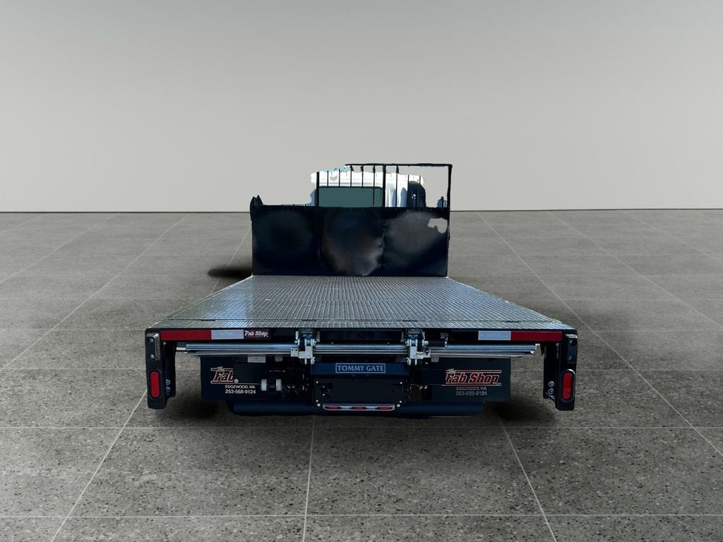 2024 Chevrolet Low Cab Forward 4500 HG Base