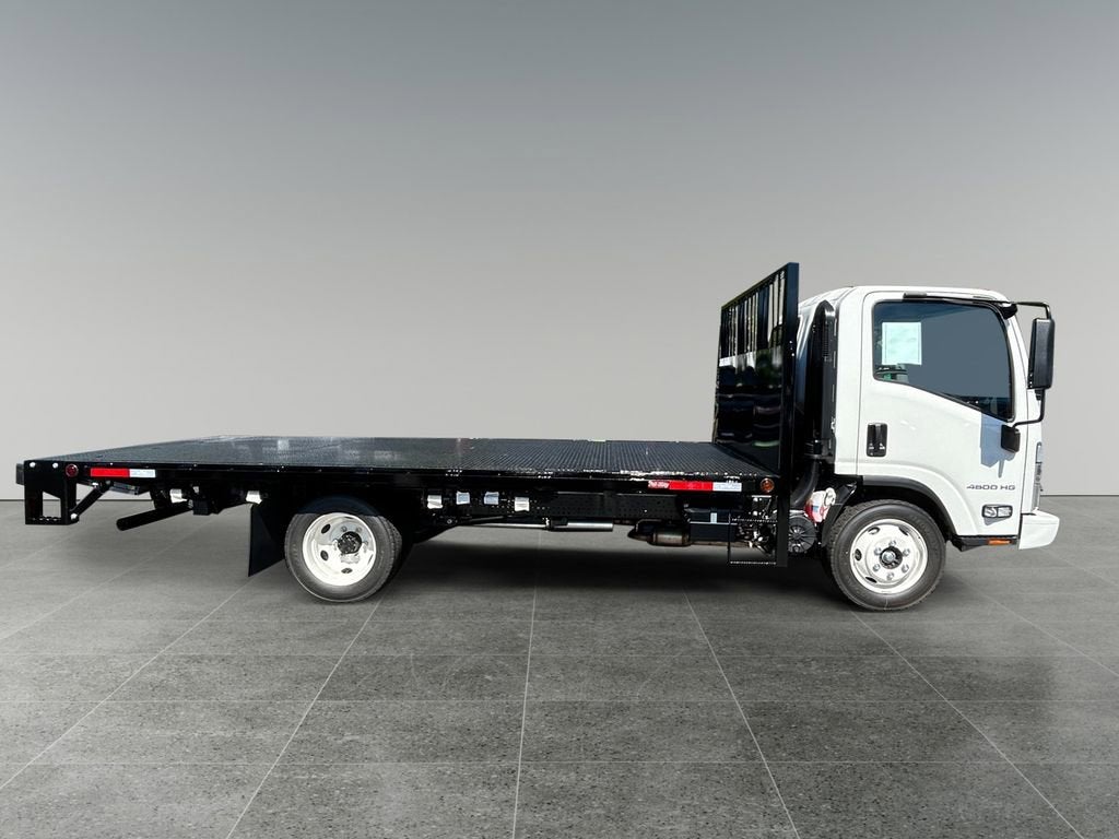 2024 Chevrolet Low Cab Forward 4500 HG Base