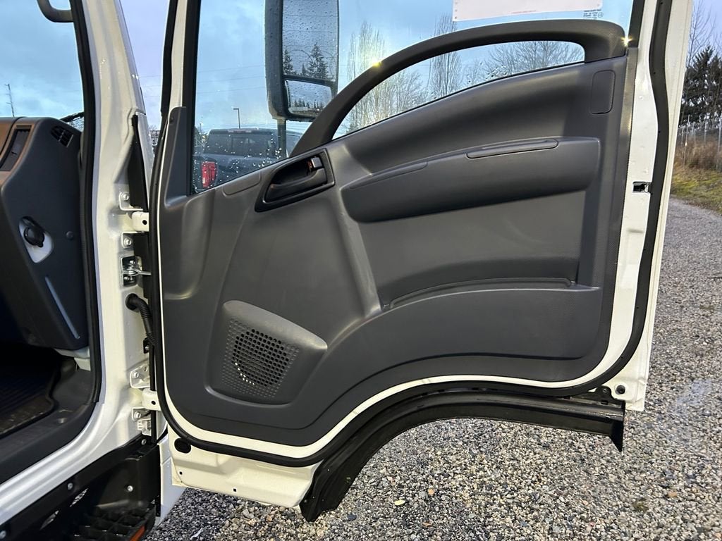 2025 Chevrolet Low Cab Forward 4500 HG MEDIUM ASH GRAY