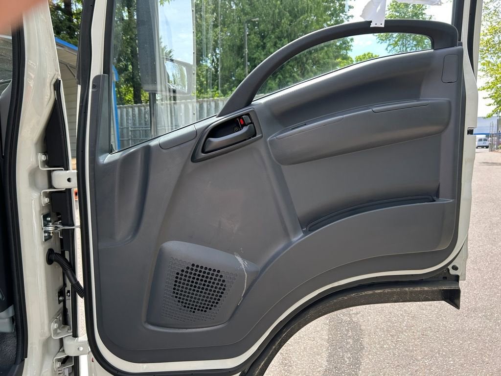 2024 Chevrolet Low Cab Forward 4500 HG MEDIUM ASH GRAY