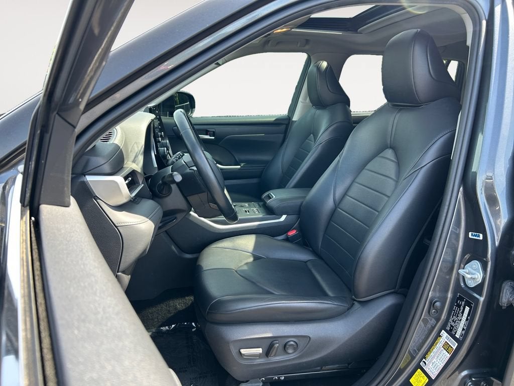 2021 Toyota Highlander XLE